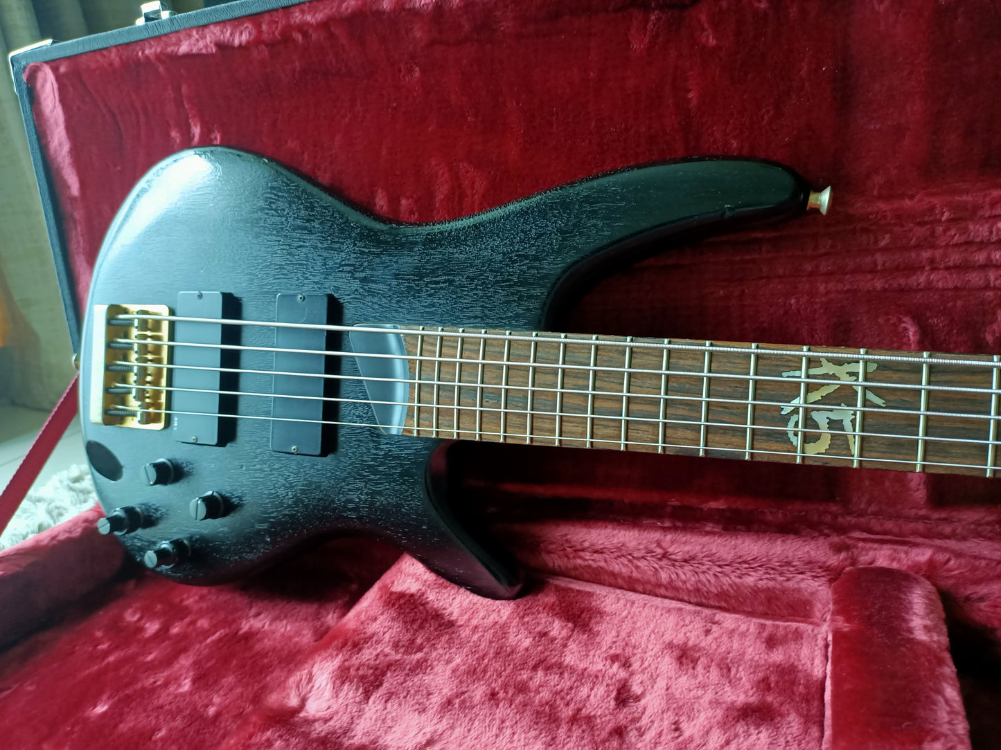 Ibanez Signature K5-BKF Fieldy KORN Signature Guitar