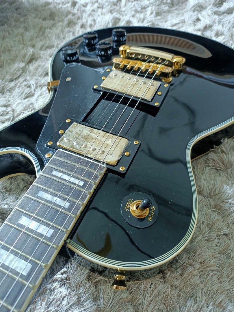 *SOLD* Harley Benton SC-500 BK Vintage Series Electric Guitar