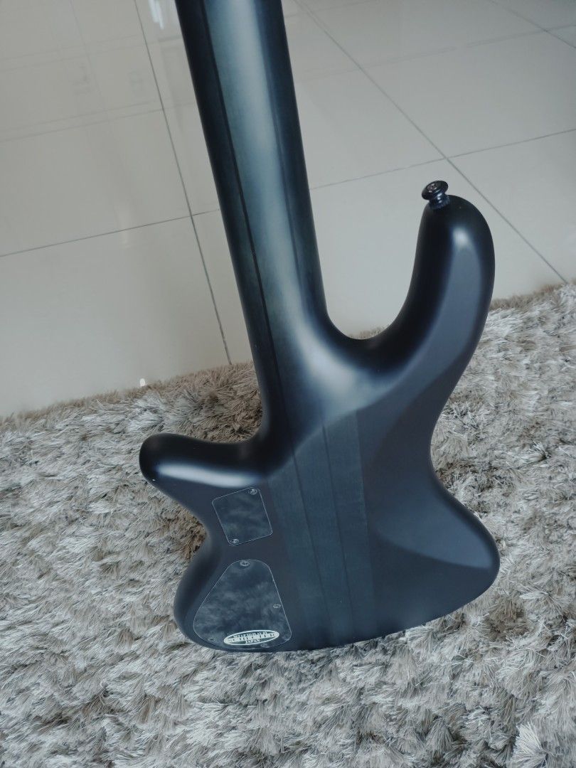 *SOLD* Schecter Stiletto Studio-4 Diamond Series 4-string Active Bass EMG-HZ Pickup (FREE SHIPPING)