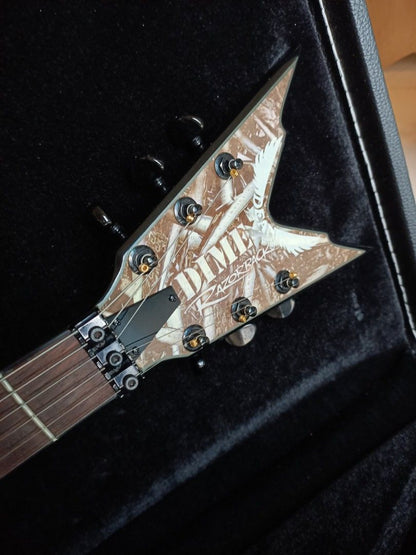 *SOLD* Dean Signature Dimebag Darrell Razorback Bone Shards Floyd Rose Seymour Duncan Pickup Electric Guitar with Hard Case (FREE SHIPPING)