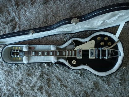 *SOLD* Gibson USA Les Paul Traditional Bigsby 2011 - Ebony with Hard Case (FREE SHIPPING)