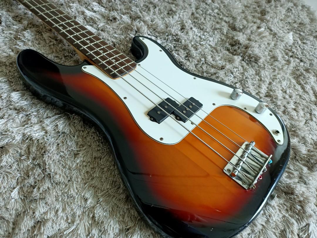 *SOLD* Squier by Fender P Bass California Series Sunburst Bass Guitar (FREE SHIPPING)